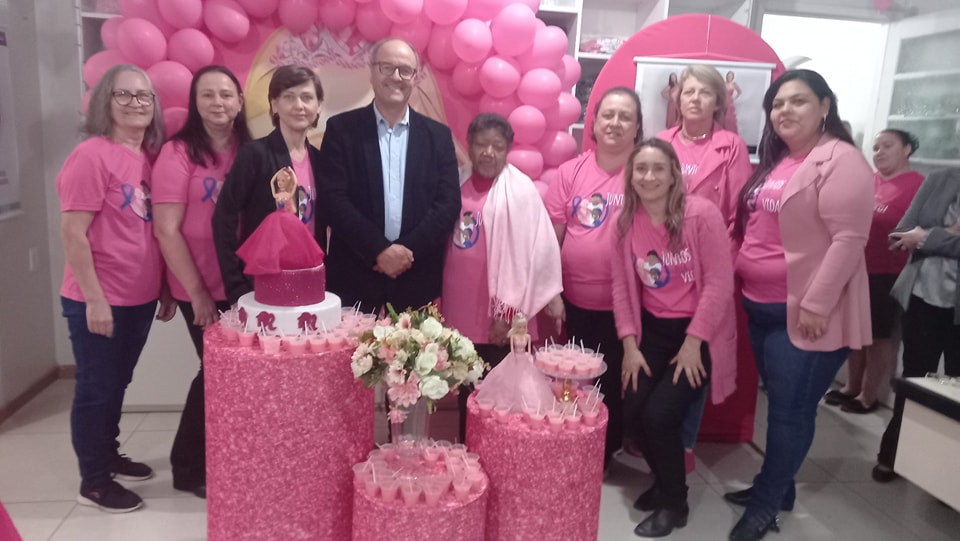 É com muita alegria que participo do coquetel de abertura do Outubro Rosa, com participação das Incríveis Mulheres da Apecan.